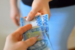 Terézváros 13 ezer forintos utalványa: szélesebb körnek segítség