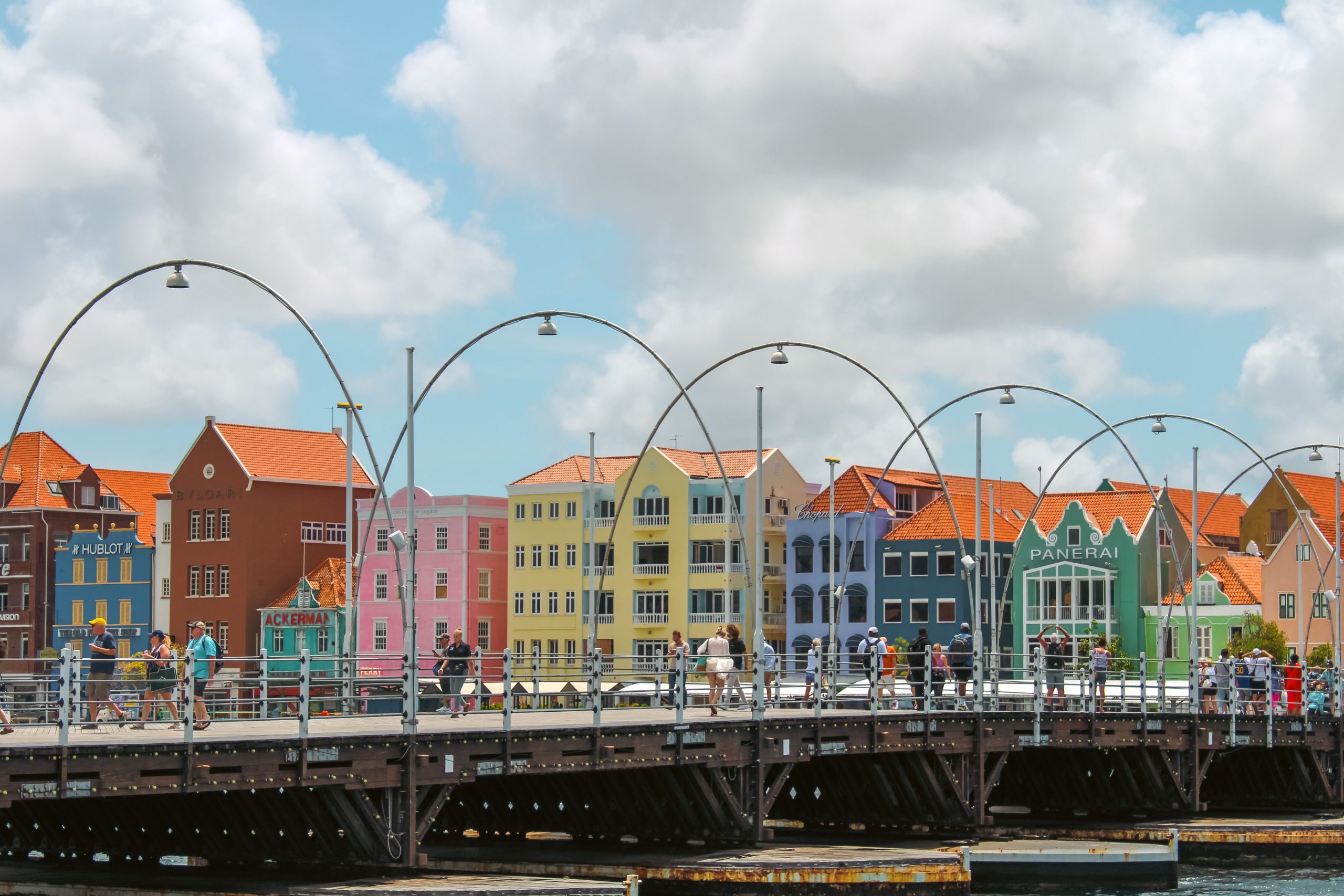 Tunéziai mélyrepülés, Curacao történelmi pontja a vb-selejtezőn